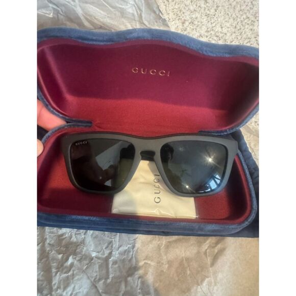 Brand New Gucci sunglasses